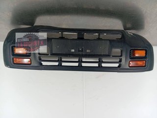 PARAGOLPES DELANTERO Nissan Terrano II (R20)