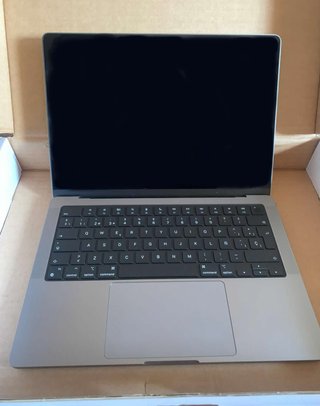 Portátil MacBook Pro A2442 14,2 16GB RAM 500GB SSD