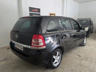 Opel Zafira 2011