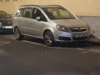 Opel Zafira 2005