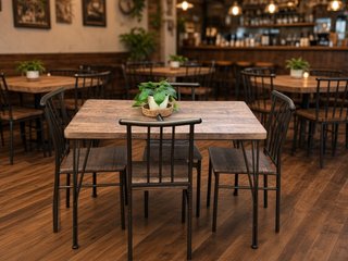 MESA + 4 SILLAS / BARES / RESTAURANTES