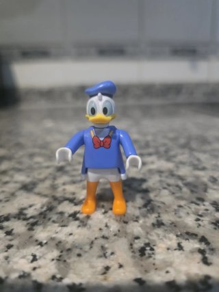 Figura Pato Donald Disney Kinder