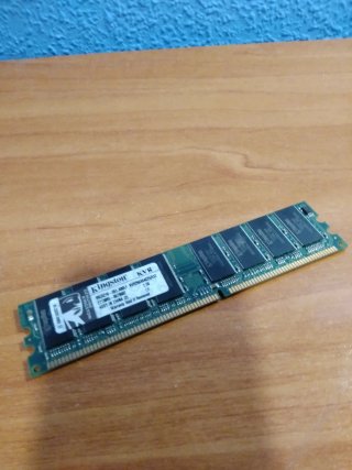 Memoria RAM Kingston 512MB