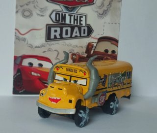SCHOOL BUS "MISS FRITTER"