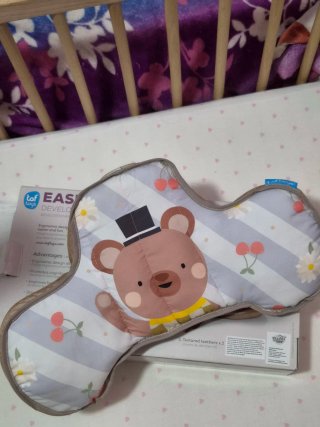 Cojín Tummy Time Oso Taf Toys