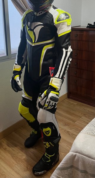 Mono de Moto R-Tech Negro y Amarillo