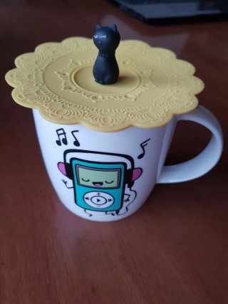 Taza con Tapa de Silicona