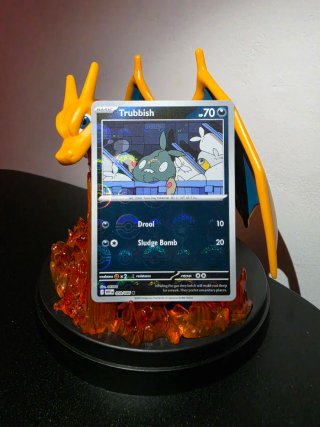 TRUBBISH (WHT EN) 059 POKEBALL "Pokemon TCG"