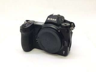 Cámara Nikon Z6 cuerpo