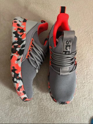 Zapatillas adidas Gris y Rojo