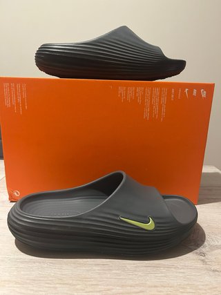Nike Reactx Rejuven 8 Slide Talla 42.5