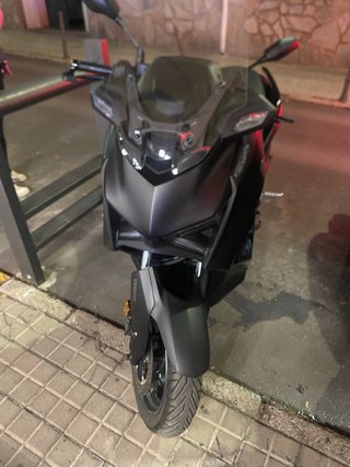 Yamaha XMAX Tech MAX 2025