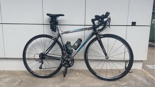 Bicicleta de Carbono BH Liberty Seguros Talla M