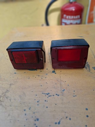 2 Pilotos Traseros Derbi Variant