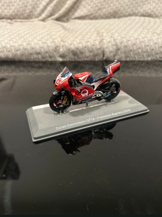 Maqueta Ducati Desmosedici GP19