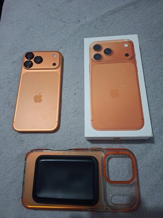 iPhone 17 Pro Max 256GB Gold