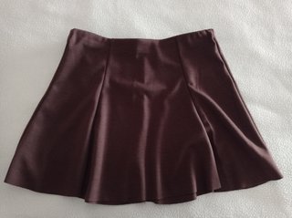 Minifalda de vuelo marrón