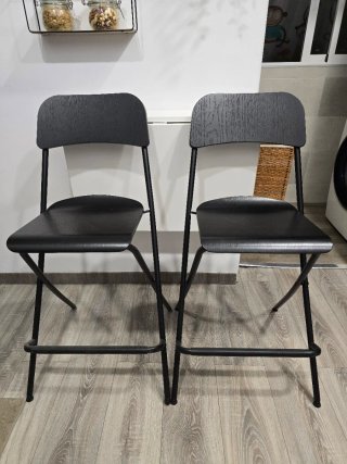 2 Taburetes Franklin Negros