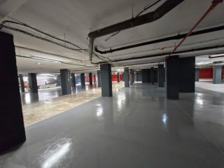 SE ALQUILA PLAZA DE PARKING AMPLIA EN REUS