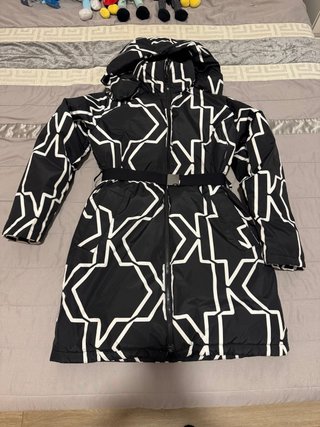Abrigo Karl Lagerfeld Estampado