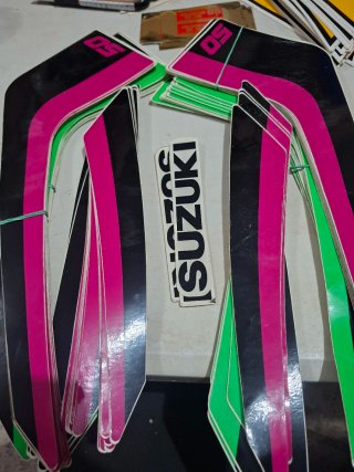 Lote de Pegatinas Suzuki DR Big