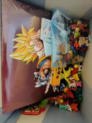 Lote de figuras y artículos Dragon Ball