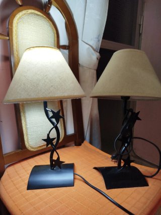 Set de 2 Lámparas de Mesa con Estrellas