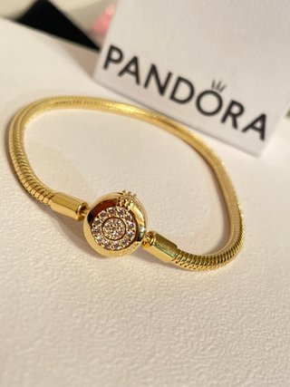 Pulsera Pandora moments dorada