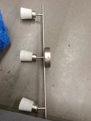 Lámpara de techo IKEA TIDIG 3 focos, bombillas inc