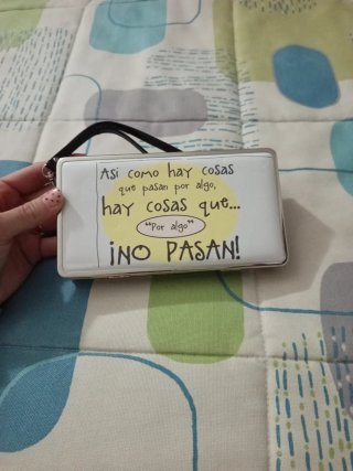 Monedero Porta Teléfono con Frase