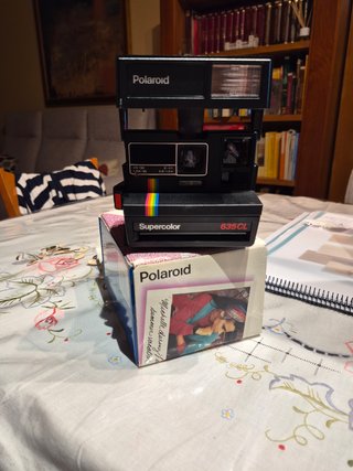 Cámara Polaroid Supercolor 635CL