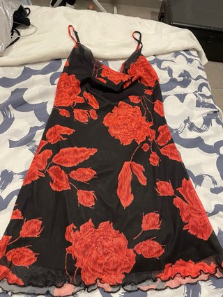 Vestido corto con estampado floral