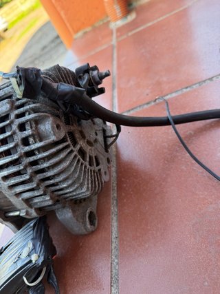 Alternador 200Ah