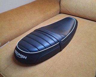 Asiento para Moto Triumph.