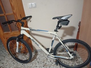Bicicleta de Montaña Berg Blanca