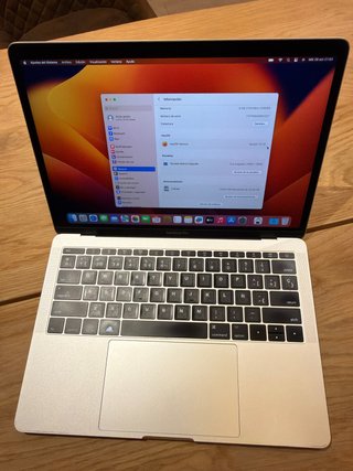 MacBook Pro 13 i5 8GB/128GB