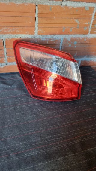 Piloto Trasero Izquierdo Nissan Qashqai+2