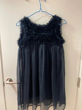 Vestido corto sin mangas