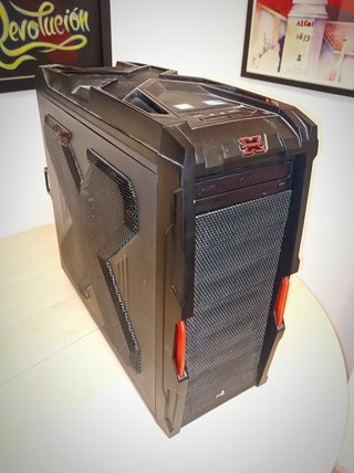 Torre de Ordenador Aerocool Negra