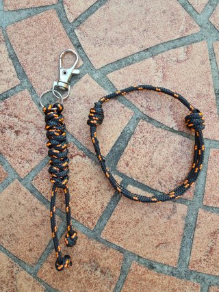 Llavero y pulsera de macramé