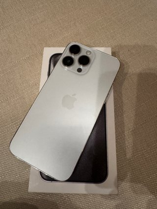 iPhone 14 Pro Max Plateado