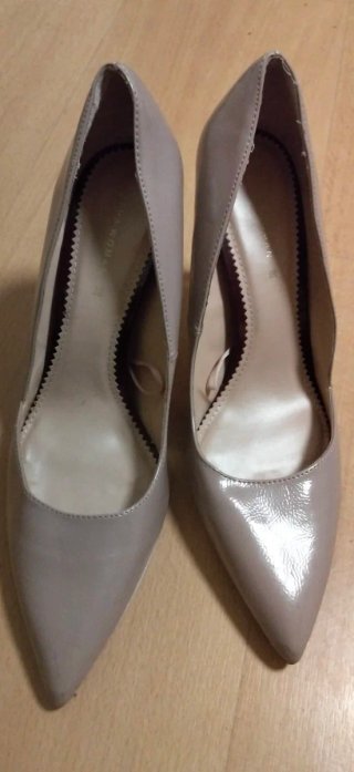 Zapatos de tacón Zara beige