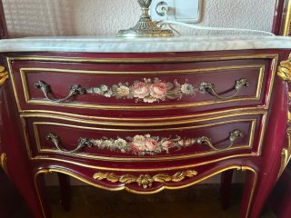 Comodini in stile classico