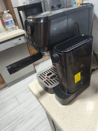 Cafetera Cecotec Negra