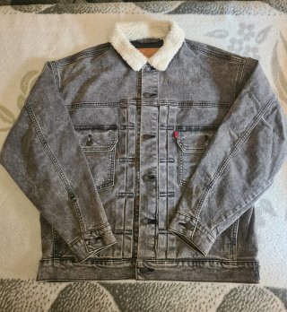 Cazadora vaquera Levi's talla M