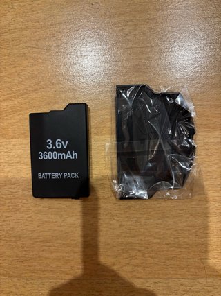 Bateria + Tapa PSP y Cargador Nintendo 3ds