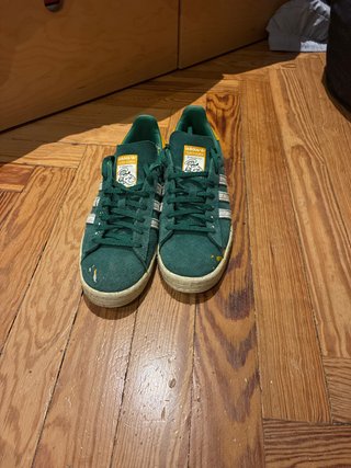 Zapatillas adidas Campus verdes simulando manchas