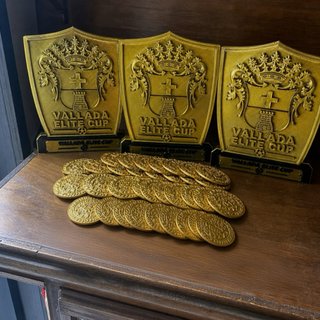Trofeos voleibol personalizados (pack de 3)