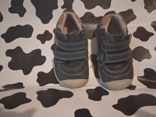 Zapatillas Biomecanics talla 22