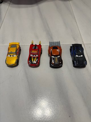 Lote de 4 coches Cars